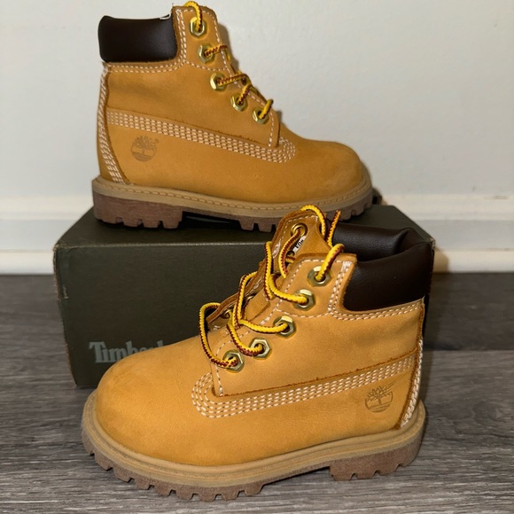 SOLD Toddler Timberland Boots 7C - Picture 3 of 7